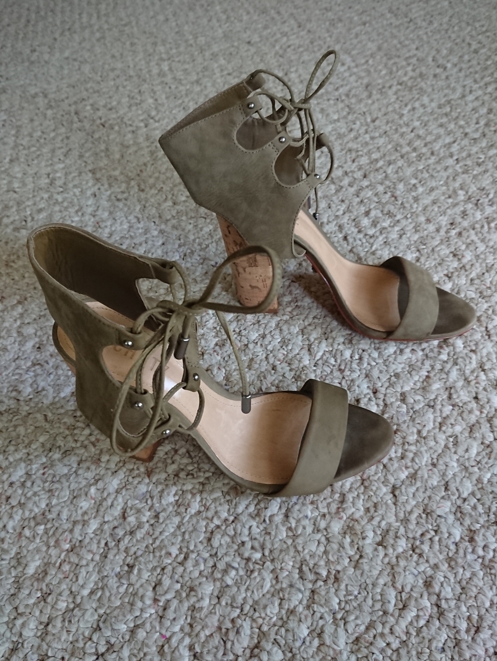 SCHUTZ Cruz lace up Olive Suede Leather Ankle Cuff Sandals size 6